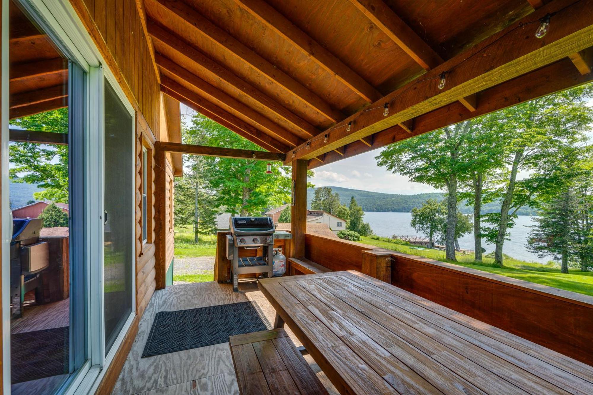 Rustic Cabin Retreat On Rangeley Lake! المظهر الخارجي الصورة