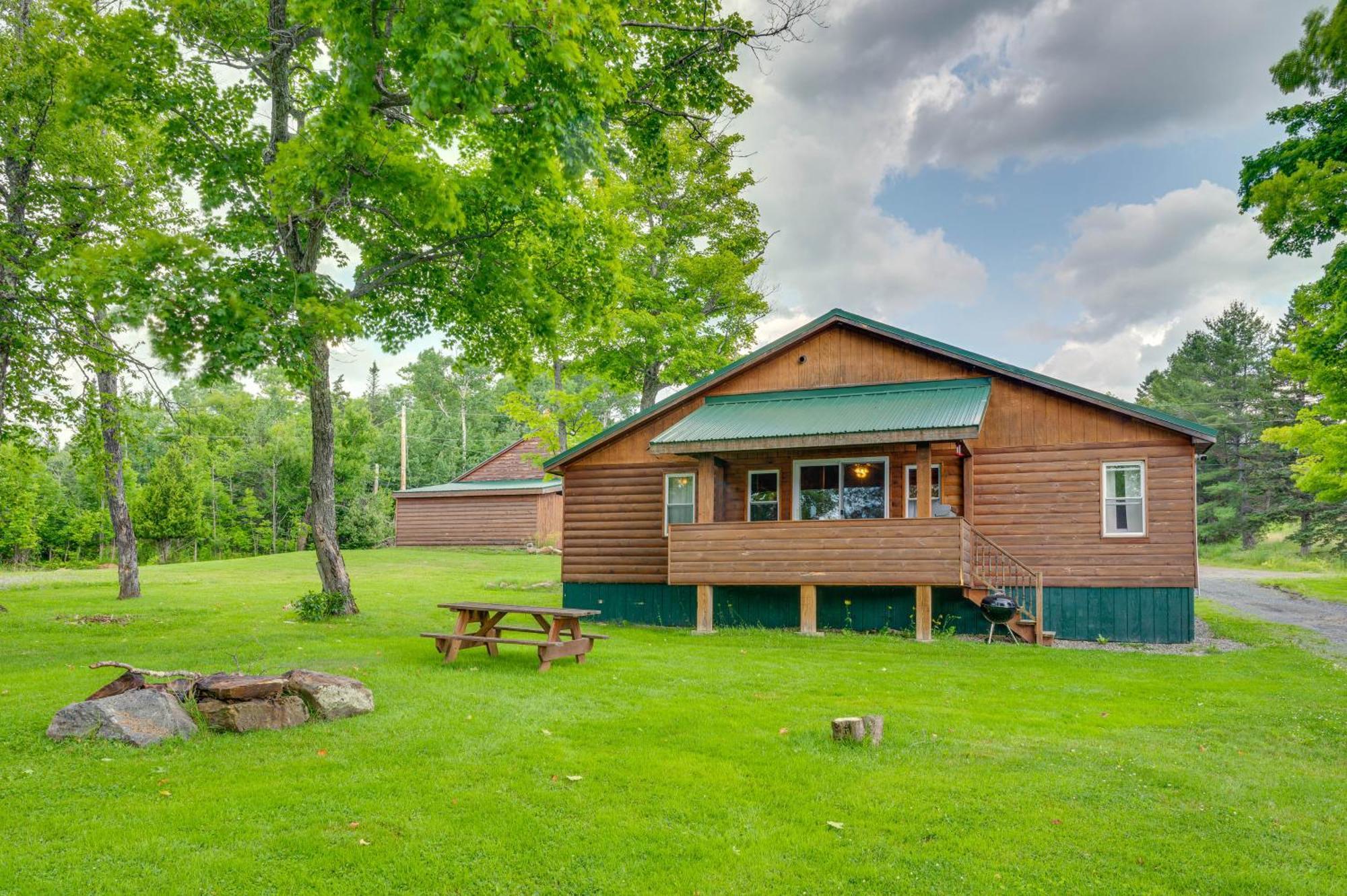 Rustic Cabin Retreat On Rangeley Lake! المظهر الخارجي الصورة